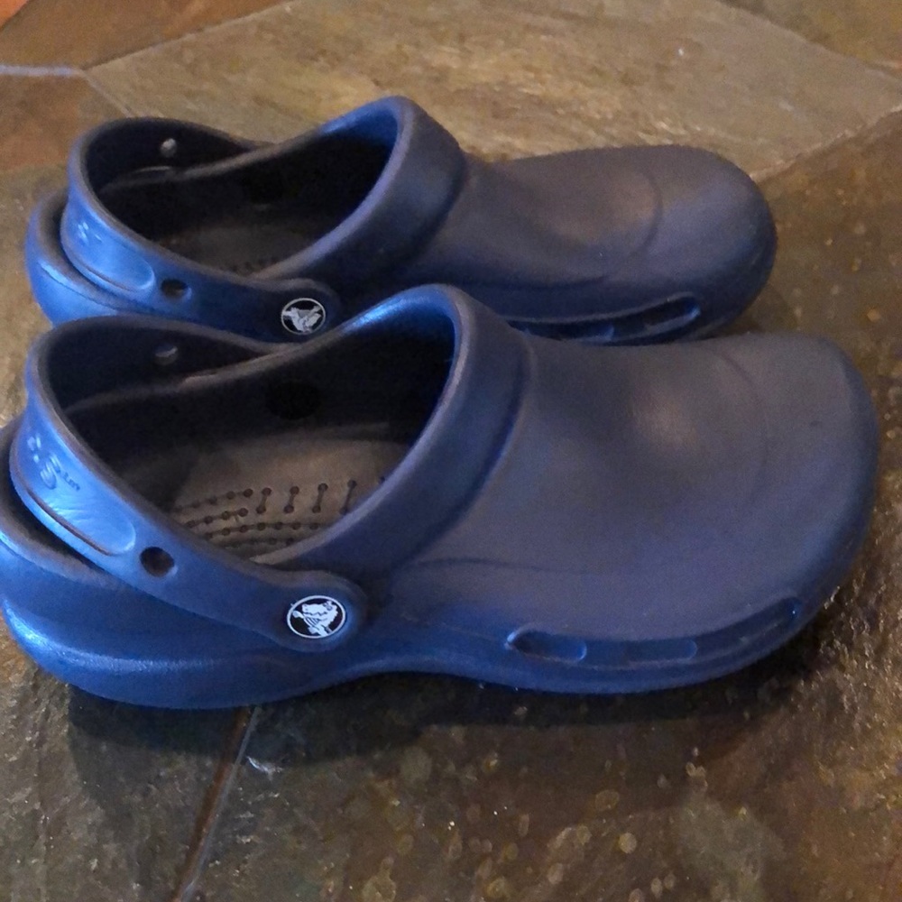 CROCS medical clogs